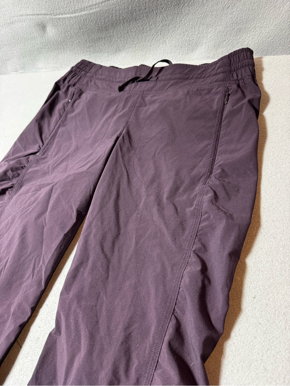 Athleta Men's Lightweight Drawstring Joggers in Plum
